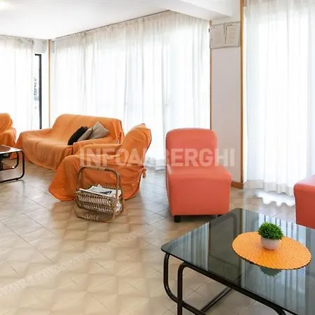 Paradiso Hotel