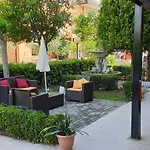 Paradiso Hotel 2*