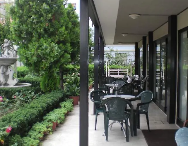 Paradiso 2* רימיני